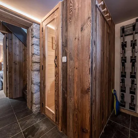 Cosy 5 Pers Pres Des Pistes Avec Sauna Et Terrasse - Fr-1-631-188 シャレー *